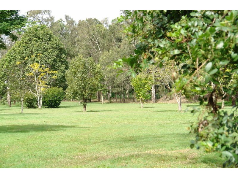 623 Hawkesbury Road, Anstead QLD 4070